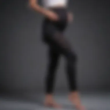 Elegance in Maternity Leggings Elegant maternity leggings with bump support