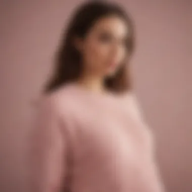 Cozy maternity sweater in pastel hues